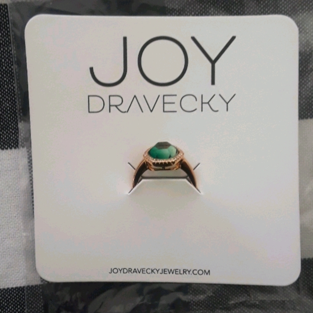 Womans ring
